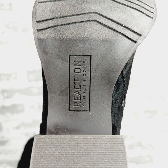 NEW Kenneth Cole Reaction Sonia Black Suede Leather Block Heeled Boots V558 - Picture 9 of 12